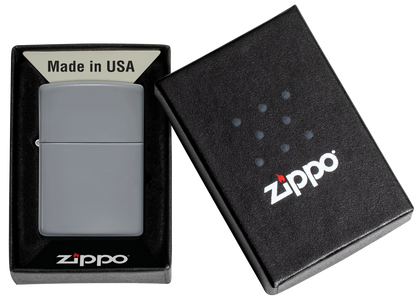 Briquet tempête Zippo Flat Grey dans sa boîte cadeau