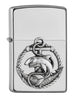 Vooraanzicht 3/4 hoek Zippo-aansteker Satin Chrome Emblem met haai en anker