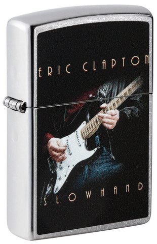 Zippo aansteker vooraanzicht ¾ hoek verchroomd met gekleurde afbeelding van Eric Clapton die gitaar speelt