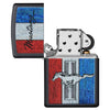 Zippo aansteker vooraanzicht zwart mat open met gekleurde afbeelding van het Ford Mustang logo