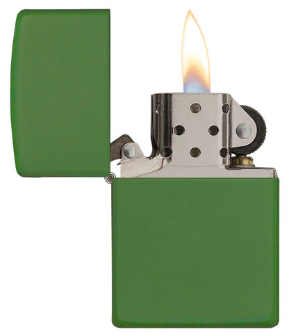  Zippo-aansteker Moss Green Matte basismodel open met vlam