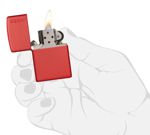 Vooraanzicht Zippo aansteker Red Matte met Zippo-logo geopend met vlam in gestileerde hand