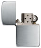 Zippo Aansteker 1941 Replica in sterling zilver vooraanzicht in satijn zilver optiek in geschenkverpakking van hoge kwaliteit