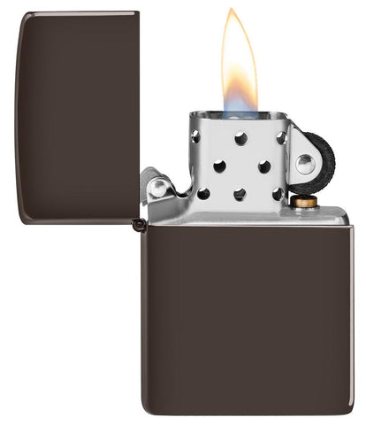 Zippo-aansteker bruin mat open met vlam