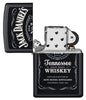 Vooraanzicht Zippo-aansteker zwart mat met Jack Daniel's-logo open