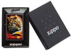  Zippo-aansteker zwart met steppe en luipaardkop op de voorgrond in open doos