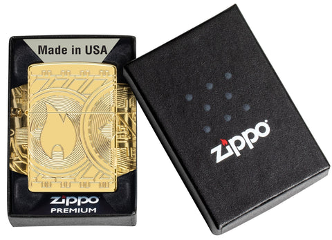 Zippo aansteker valuta ontwerp met de Zippo vlam op een munt met bogen van cirkels in diepe gravure in open geschenkverpakking